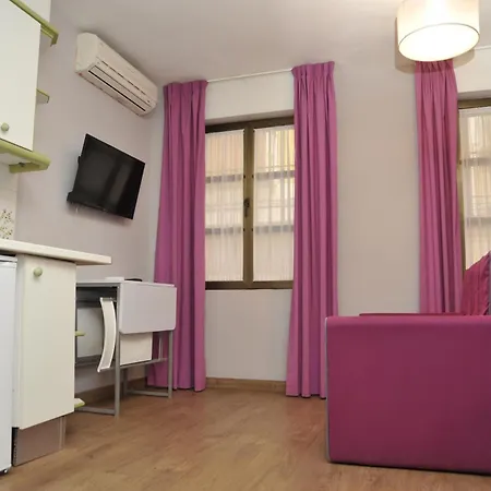 Aparthotel Trinidad 3*